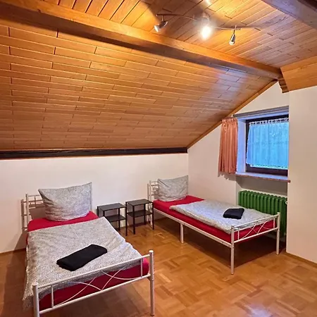 Monteurwohnung Vicy Mit Gartenblick Apartment Windach